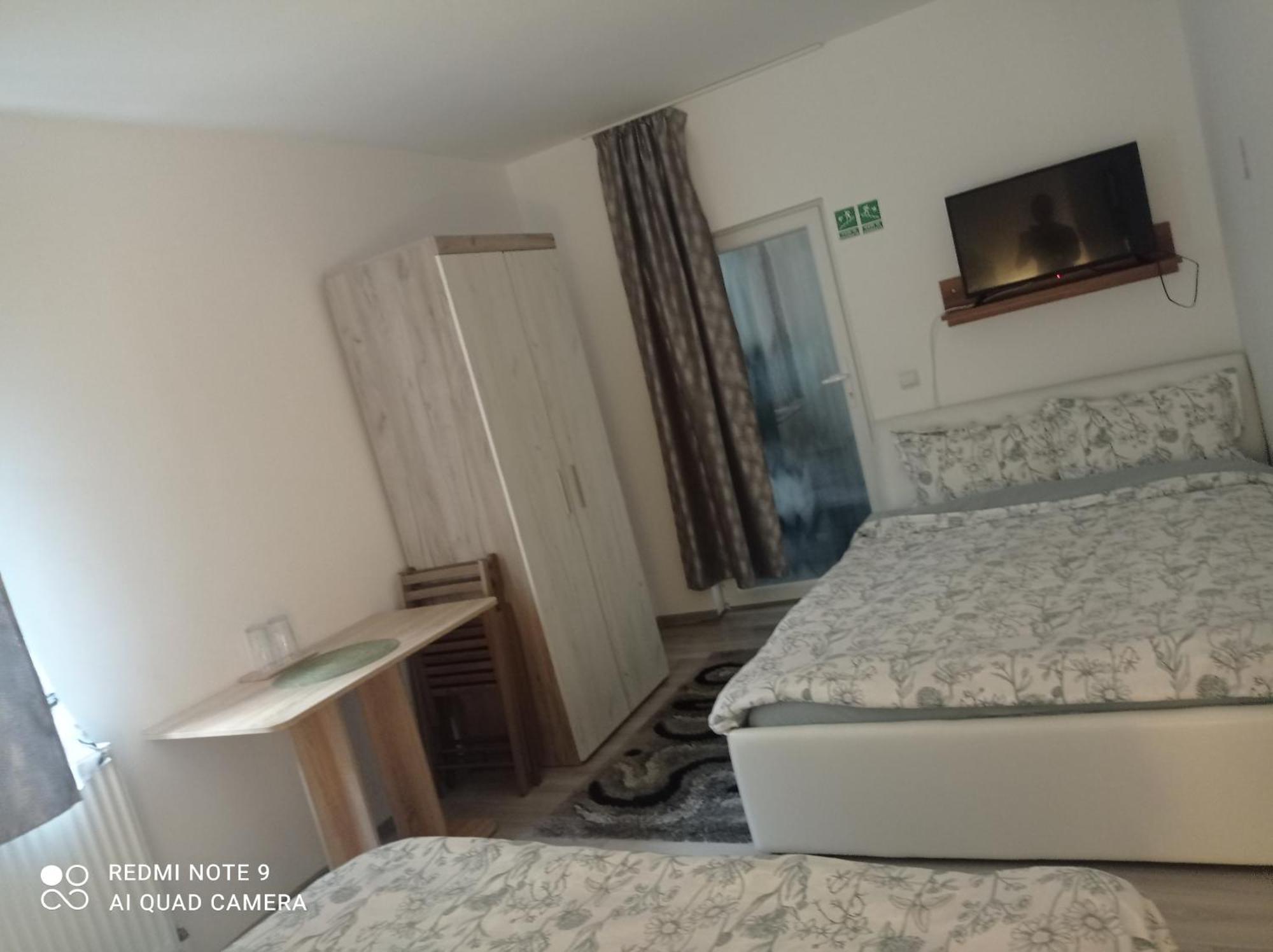 Hotel Casa Rool Turda Zimmer foto